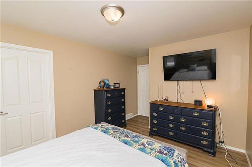 46 6Th Avenue Se, Carman, MB - Indoor Photo Showing Bedroom