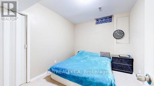 222 Westhampton Dr, Vaughan, ON - Indoor Photo Showing Bedroom