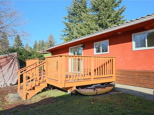 2135 Willemar Ave, Courtenay, BC - Outdoor With Deck Patio Veranda
