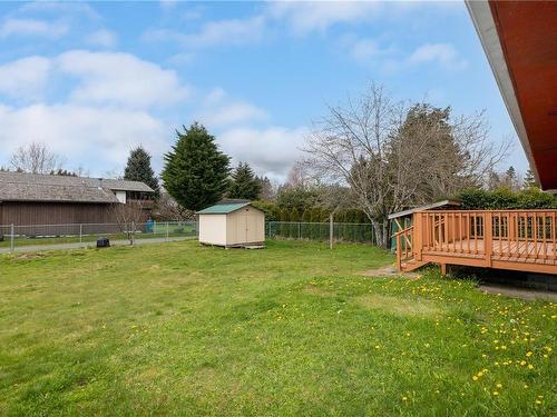 2135 Willemar Ave, Courtenay, BC - Outdoor With Deck Patio Veranda With Backyard