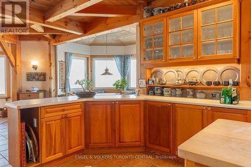 496083 Grey 2 Road, Blue Mountains, ON - Indoor Photo Showing Kitchen