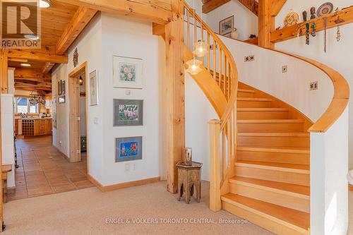 496083 Grey 2 Road, Blue Mountains, ON - Indoor Photo Showing Other Room