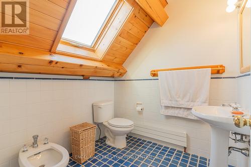 496083 Grey 2 Road, Blue Mountains, ON - Indoor Photo Showing Bathroom