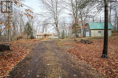 A quiet drive in! - 436 Miner'S Point Road, Perth, ON - Outdoor