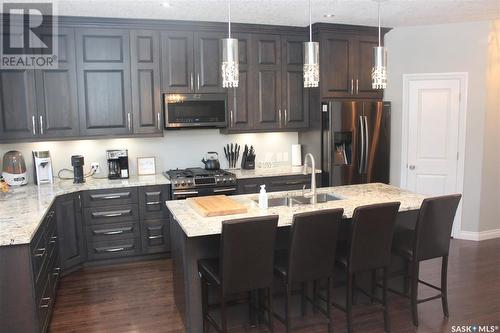 2723 Mcara Street, Regina, SK - Indoor Photo Showing Kitchen With Upgraded Kitchen