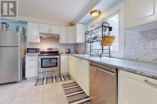 20 Ferman Dr, Guelph, ON - Indoor Photo Showing Kitchen With Double Sink