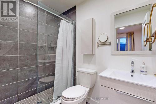 #202 -22 Beckwith Lane, Blue Mountains, ON - Indoor Photo Showing Bathroom