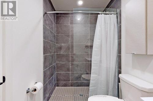 #202 -22 Beckwith Lane, Blue Mountains, ON - Indoor Photo Showing Bathroom