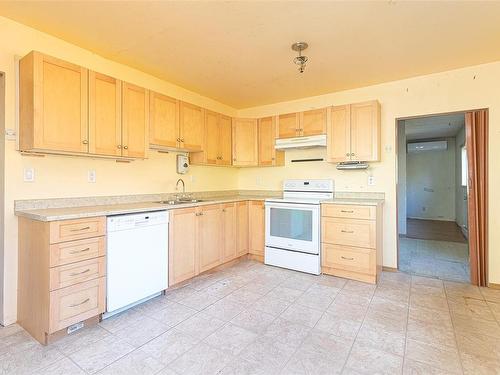 1356 Finlayson St, Victoria, BC - Indoor Photo Showing Kitchen With Double Sink