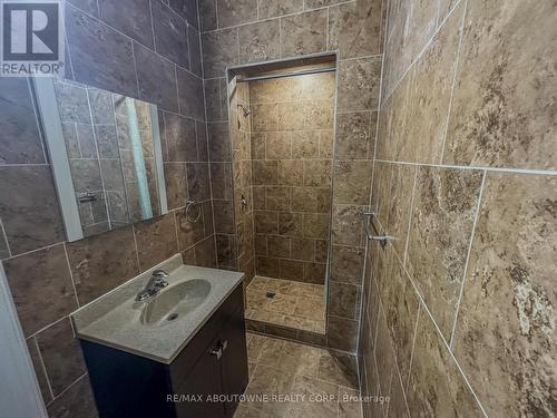 11 - 168 Park Street S, Hamilton, ON - Indoor Photo Showing Bathroom