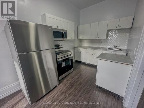 11 - 168 Park Street S, Hamilton, ON - Indoor Photo Showing Kitchen With Stainless Steel Kitchen