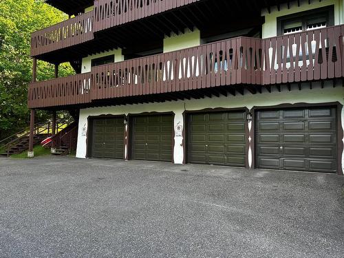 Garage - 482-211 Ch. De Lac-Tremblant-Nord, Mont-Tremblant, QC - Outdoor With Deck Patio Veranda With Exterior