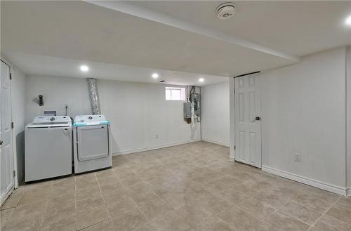 111 Gibson Avenue, Hamilton, ON - Indoor Photo Showing Laundry Room