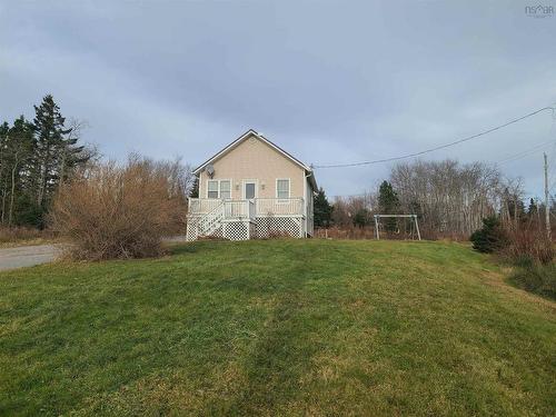 9653 Grenville St, St. Peter'S, NS 
