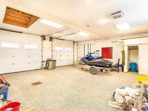 Garage - 315 Ch. Narrows, Stanstead - Canton, QC - Indoor Photo Showing Garage