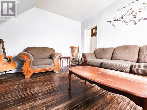 49 Beaumont Avenue, Grand Falls-Windsor, NL - Indoor Photo Showing Living Room