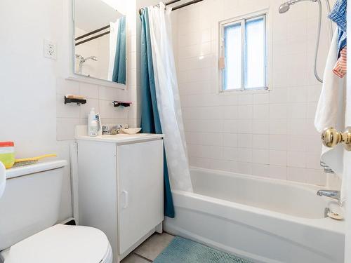 Bathroom - 1665 Rue Everett, Montréal (Villeray/Saint-Michel/Parc-Extension), QC 