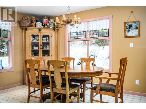 205 Monashee Road, Silver Star, BC - Indoor Photo Showing Dining Room