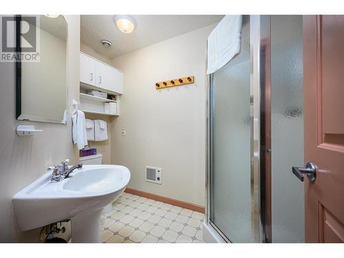 205 Monashee Road, Silver Star, BC - Indoor Photo Showing Bathroom