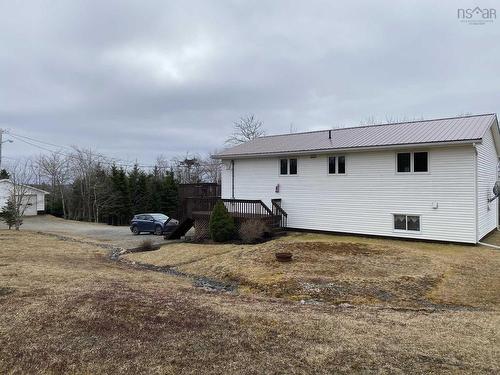 357 Old Road Hill, Sherbrooke, NS 