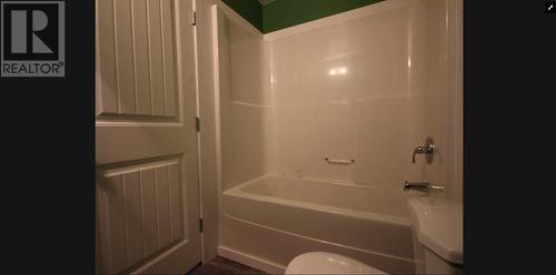 1310 108 Avenue, Dawson Creek, BC - Indoor Photo Showing Bathroom