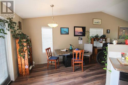 1315 104 Avenue, Dawson Creek, BC - Indoor Photo Showing Dining Room