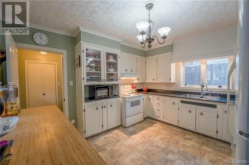 44 Porter Street, St. Stephen, NB - Indoor Photo Showing Kitchen With Double Sink