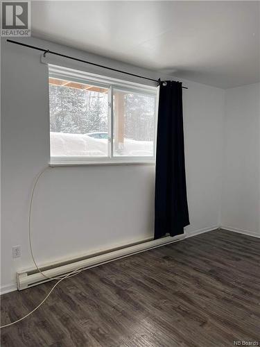 694 Appleby Street, Bathurst, NB - Indoor Photo Showing Other Room