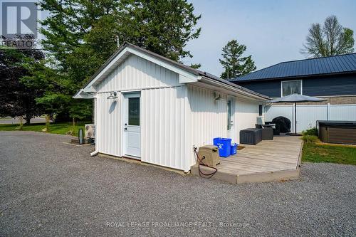 21569 Loyalist Pkwy, Prince Edward County, ON - Outdoor With Exterior