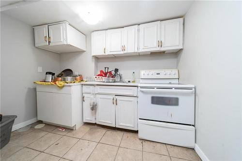504 Pritchard Avenue, Winnipeg, MB - Indoor Photo Showing Kitchen