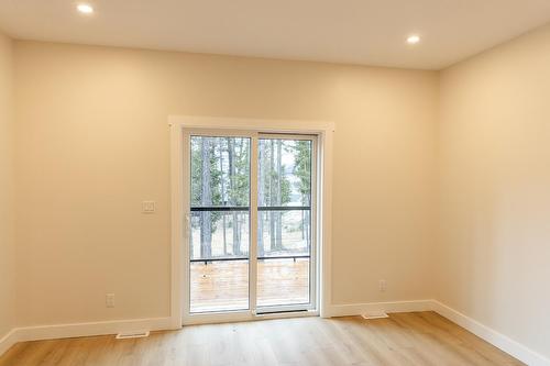 2044 Golden Eagle Drive, Sparwood, BC - Indoor Photo Showing Other Room