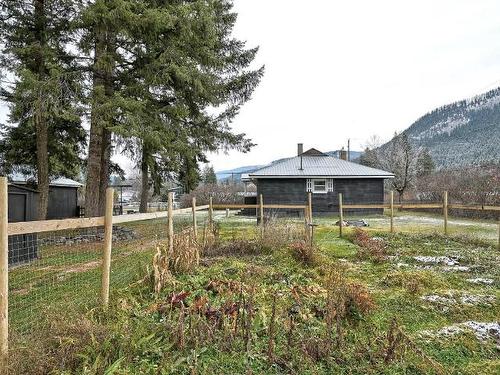 381 Vavenby Bridge Rd, Clearwater, BC - Outdoor