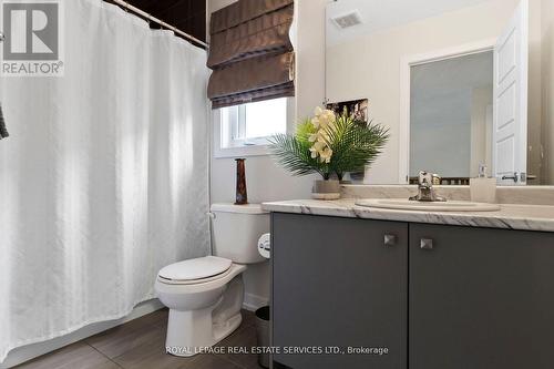 8697 Pawpaw Lane, Niagara Falls, ON - Indoor Photo Showing Bathroom