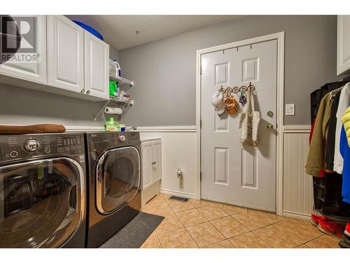 2836 Marine Drive, Blind Bay, BC - Indoor Photo Showing Laundry Room