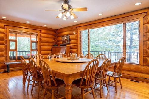 5328 Highline Drive, Fernie, BC - Indoor Photo Showing Dining Room