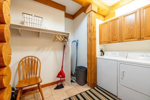 5328 Highline Drive, Fernie, BC - Indoor Photo Showing Laundry Room