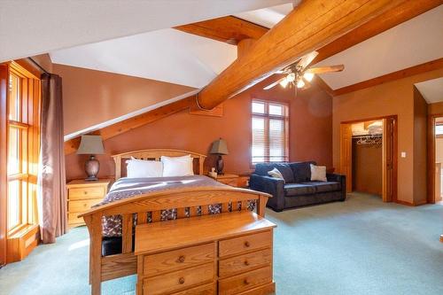 5328 Highline Drive, Fernie, BC - Indoor Photo Showing Bedroom