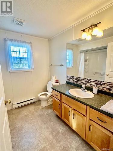 45 Eldridge Lane, Beaver Harbour, NB - Indoor Photo Showing Bathroom