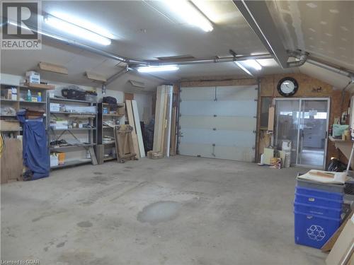 13181 Highway 7, Georgetown, ON - Indoor Photo Showing Garage