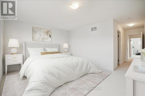 70 Beachwalk Cres, Fort Erie, ON - Indoor Photo Showing Bedroom