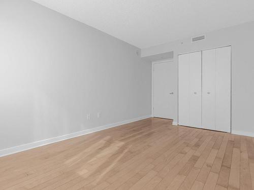 Master bedroom - 616-10550 Place De L'Acadie, Montréal (Ahuntsic-Cartierville), QC - Indoor Photo Showing Other Room