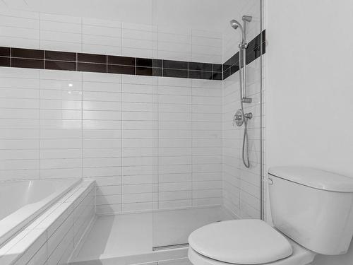 Bathroom - 616-10550 Place De L'Acadie, Montréal (Ahuntsic-Cartierville), QC - Indoor Photo Showing Bathroom