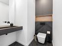 Salle d'eau - 3908  - 3910 Rue Bannantyne, Montréal (Verdun/Île-Des-Soeurs), QC  - Indoor Photo Showing Bathroom 