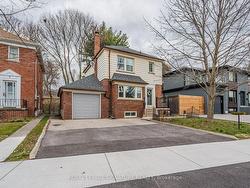 44 Parkview Hill Cres  Toronto, ON M4B 1P9