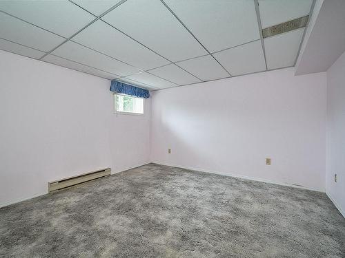 150 Corfield St North, Parksville, BC - Indoor Photo Showing Other Room