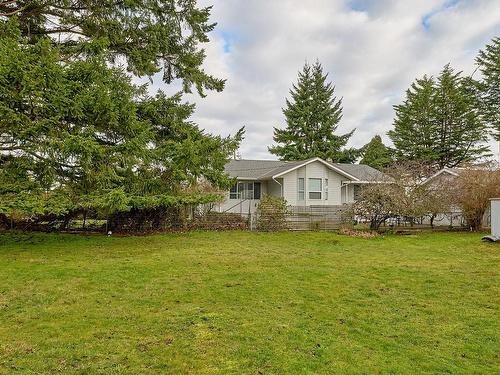 150 Corfield St North, Parksville, BC - Outdoor
