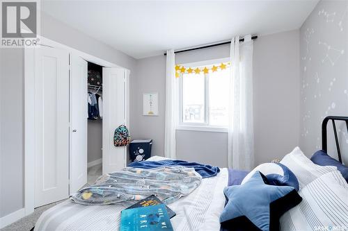 282 Schmeiser Bend, Saskatoon, SK - Indoor Photo Showing Bedroom