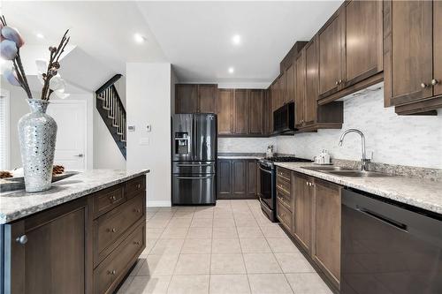 30 Times Square Boulevard|Unit #37, Stoney Creek, ON - Indoor Photo Showing Kitchen With Double Sink With Upgraded Kitchen