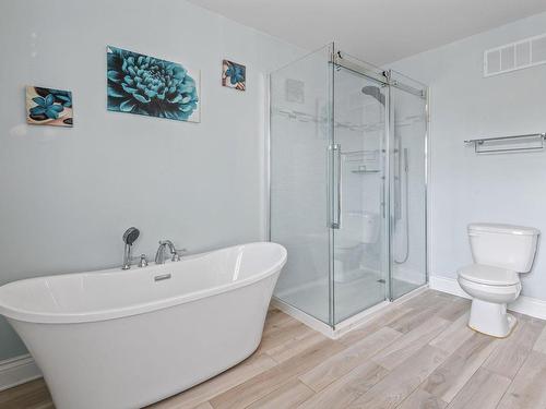 Salle de bains - 4830 Rue De La Légion, Longueuil (Saint-Hubert), QC - Indoor Photo Showing Bathroom