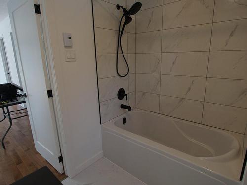 Salle de bains - 93 Rue Armand, Saint-Alphonse-Rodriguez, QC - Indoor Photo Showing Bathroom